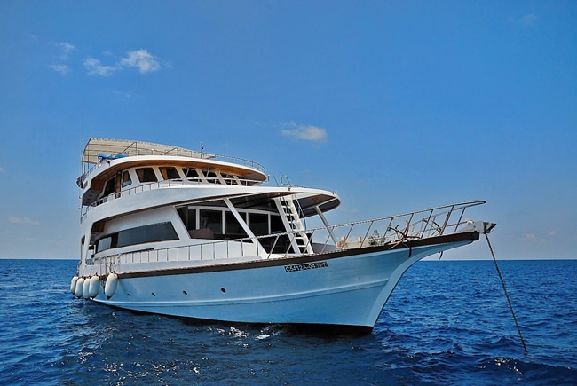Tauchboot mit MY Sheena - Rene Lipmann Tauchboot mit MY Sheena - Rene Lipmann